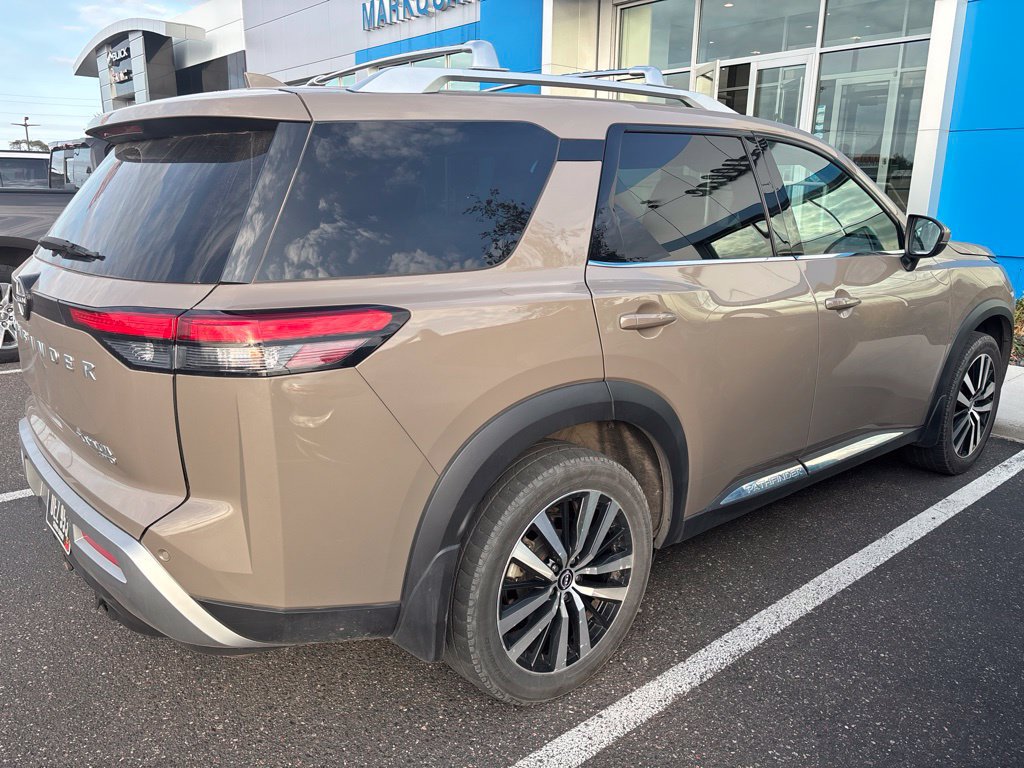 Used 2023 Nissan Pathfinder Platinum 4WD SUV