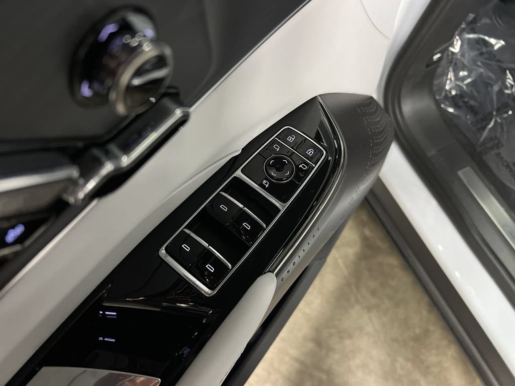 2026 Cadillac LYRIQ Luxury - Photo 28