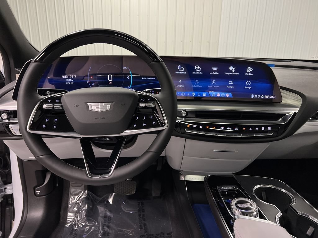 2026 Cadillac LYRIQ Luxury - Photo 17