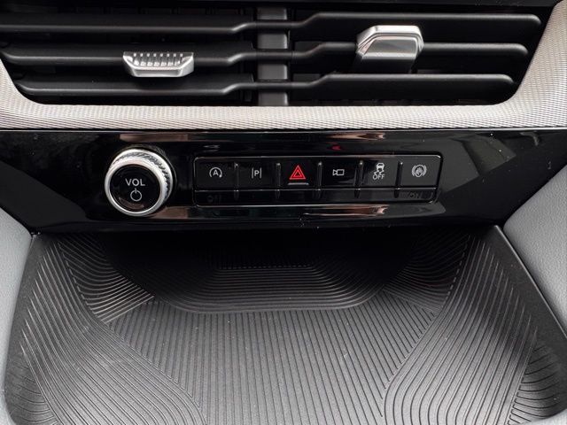 2026 Ford Explorer Active - Photo 15