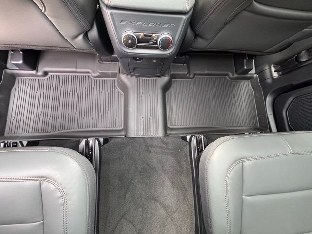 2026 Ford Explorer Active - Photo 23