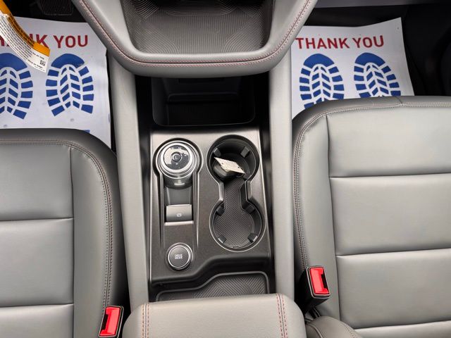 2026 Ford Explorer Active - Photo 14