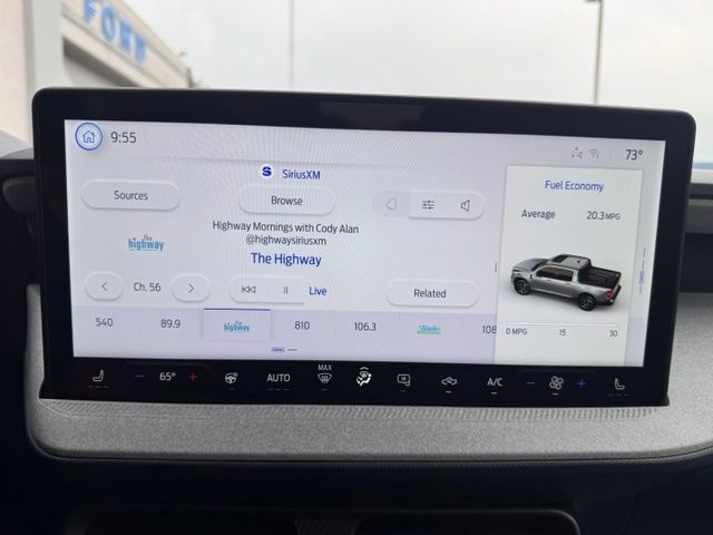 2026 Ford Maverick XLT - Photo 15