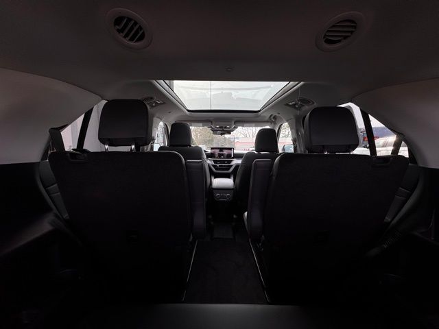 2026 Ford Explorer Active - Photo 7