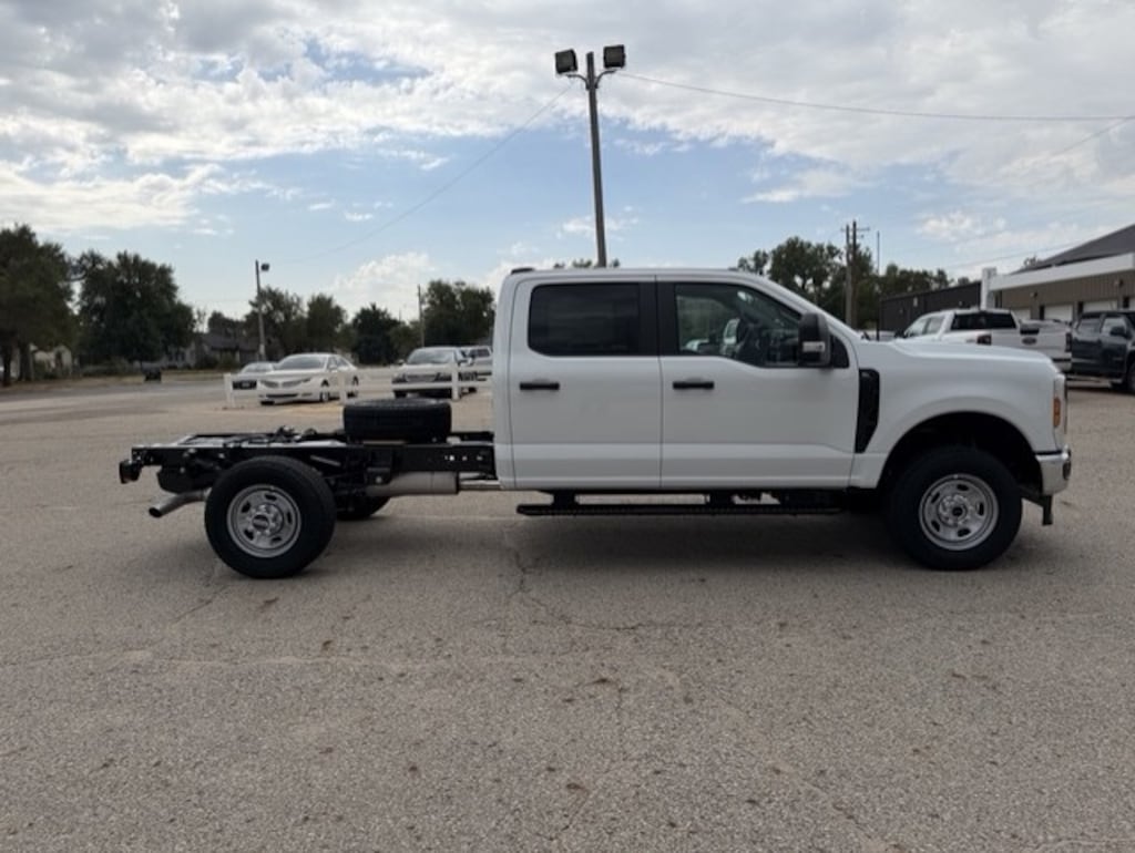 New 2027 Ford Chassis Cab F-350® XL TRUCK