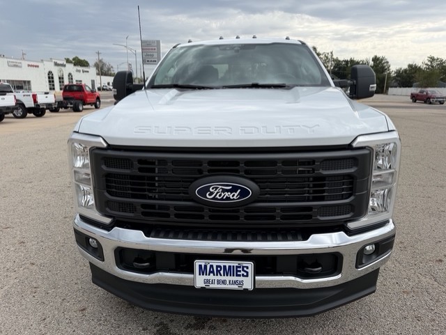 New 2027 Ford Chassis Cab F-350® XL TRUCK