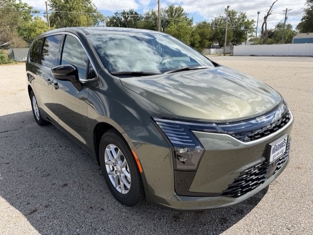 2027 Chrysler Pacifica