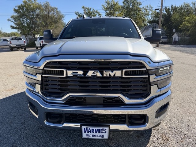 New 2027 Ram 3500 Chassis Cab BIG HORN CREW 4X4 60' CA Pickup