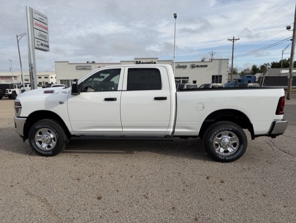 New 2027 Ram 2500 TRADESMAN CREW CAB 4X4 6'4 BOX Pickup