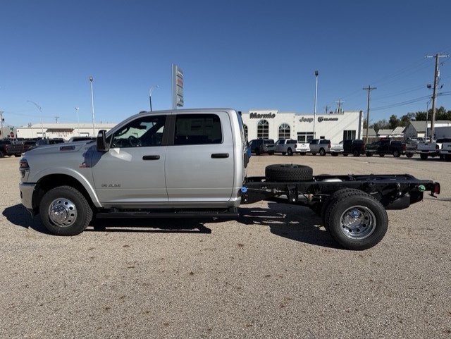 New 2027 Ram 3500 Chassis Cab BIG HORN CREW 4X4 60' CA Pickup