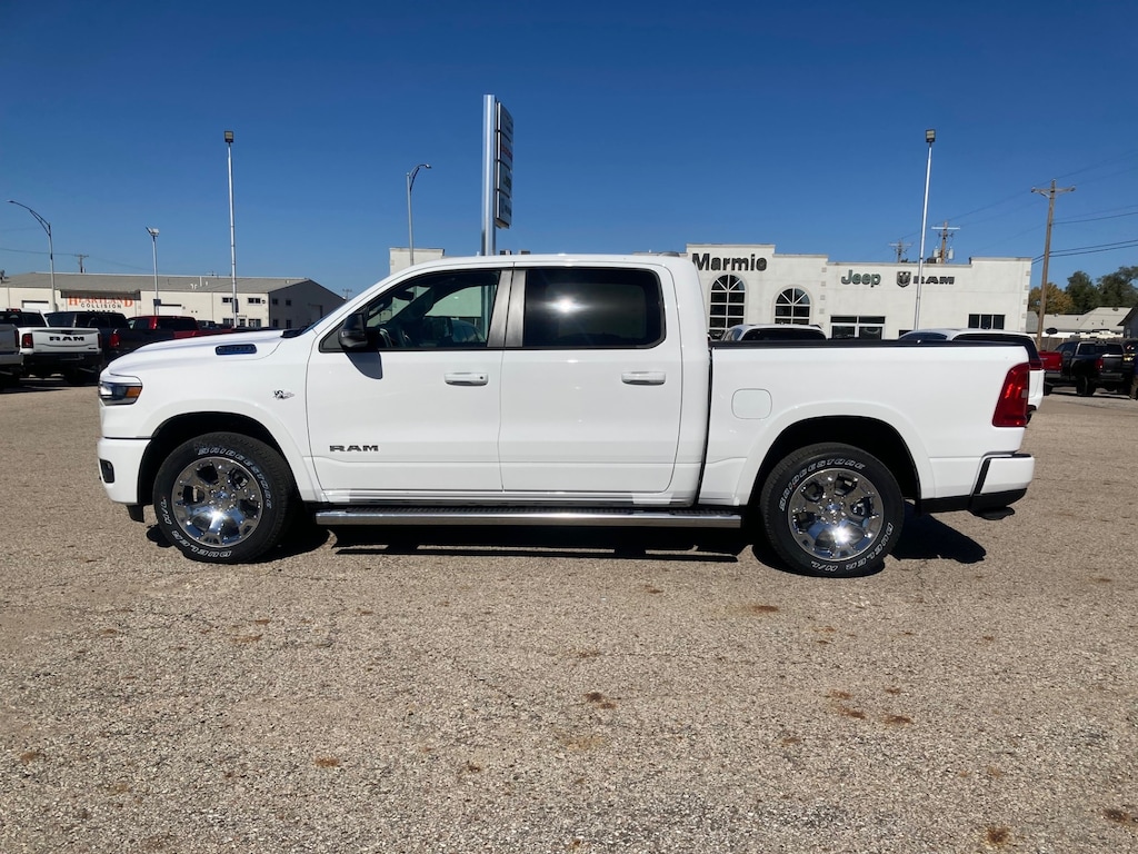 New 2026 Ram 1500 BIG HORN CREW CAB 4X4 5'7 BOX Pickup