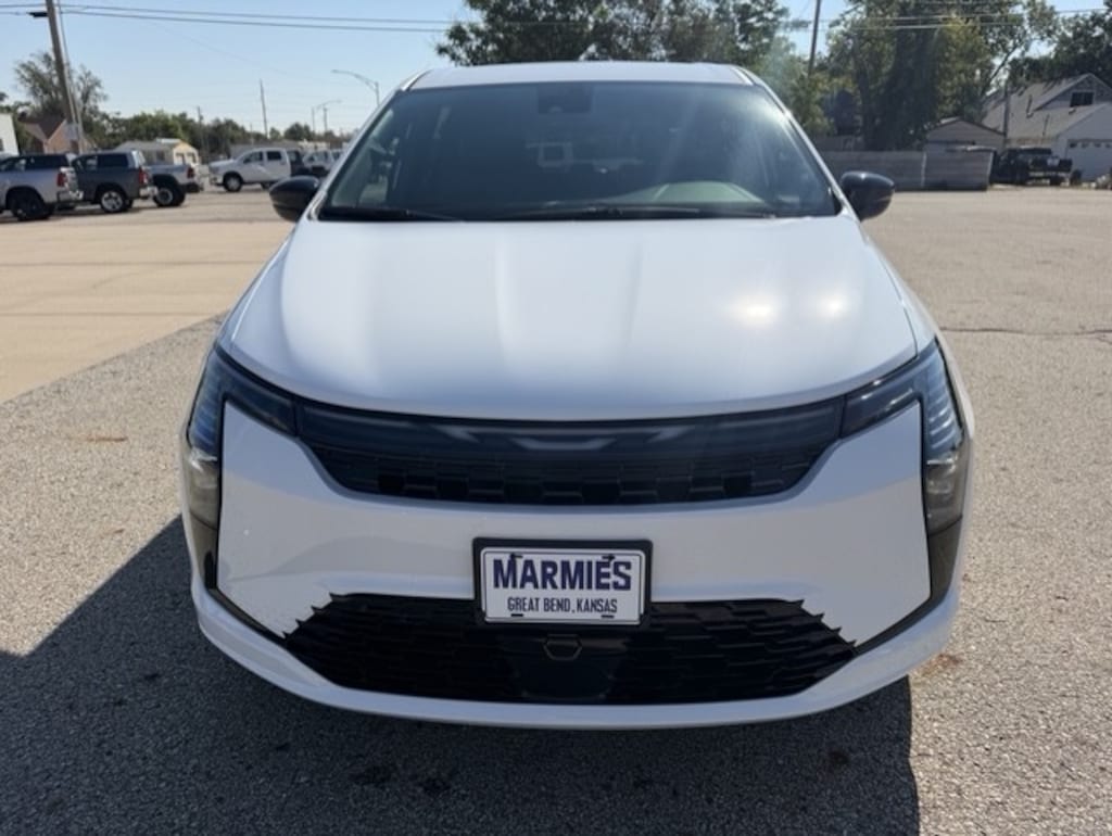 New 2027 Chrysler Pacifica SELECT AWD Passenger Van