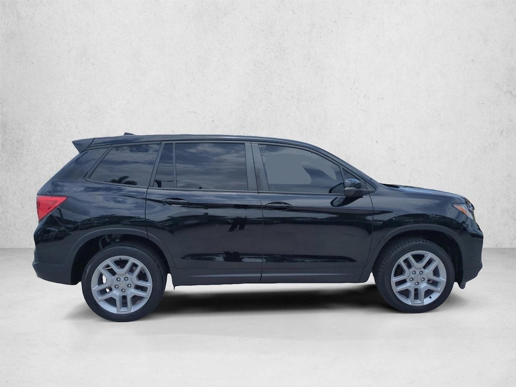Used 2024 Honda Passport EX-L Sport Utility
