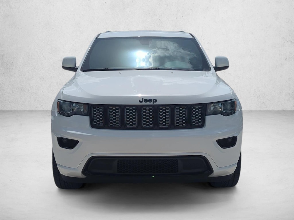 Used 2021 Jeep Grand Cherokee Laredo X Sport Utility