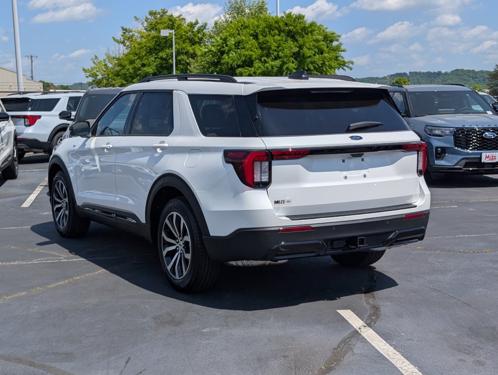 New 2026 Ford Explorer ST-Line SUV