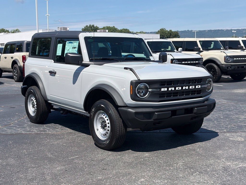 New 2026 Ford Bronco Base SUV