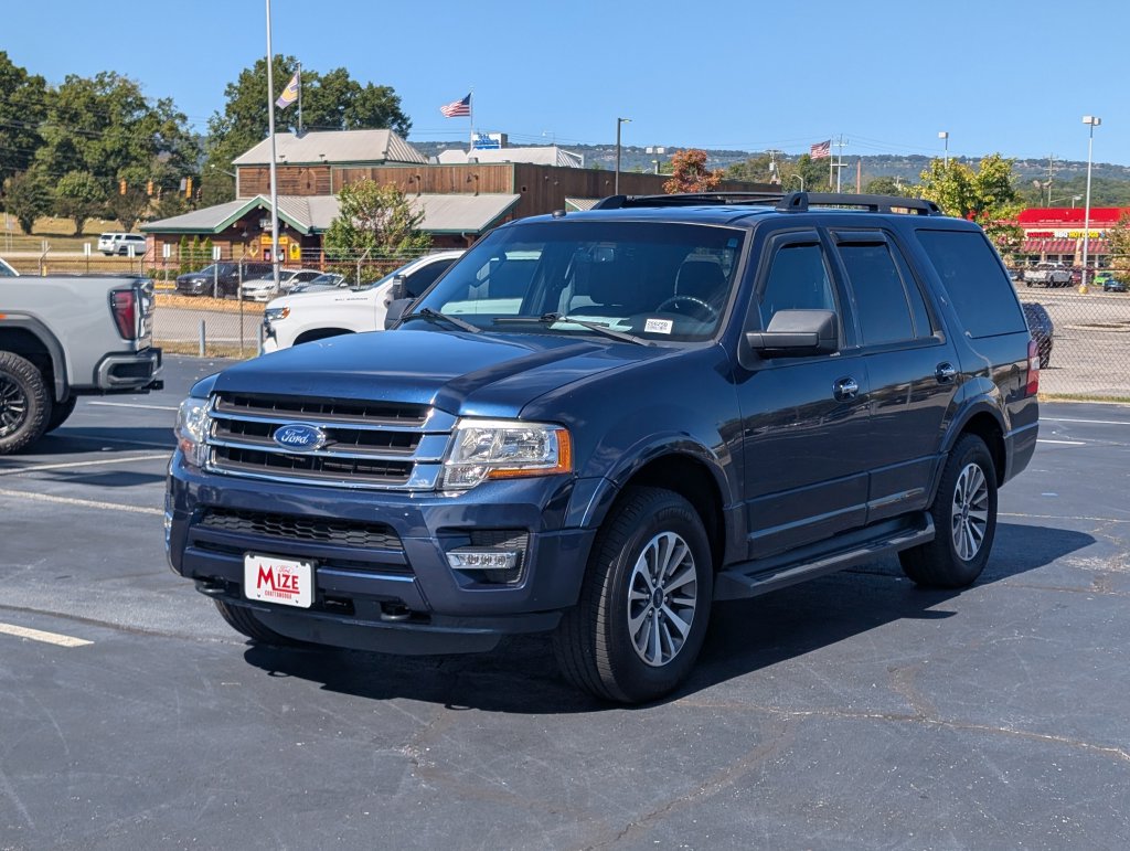 Used 2017 Ford Expedition XLT SUV