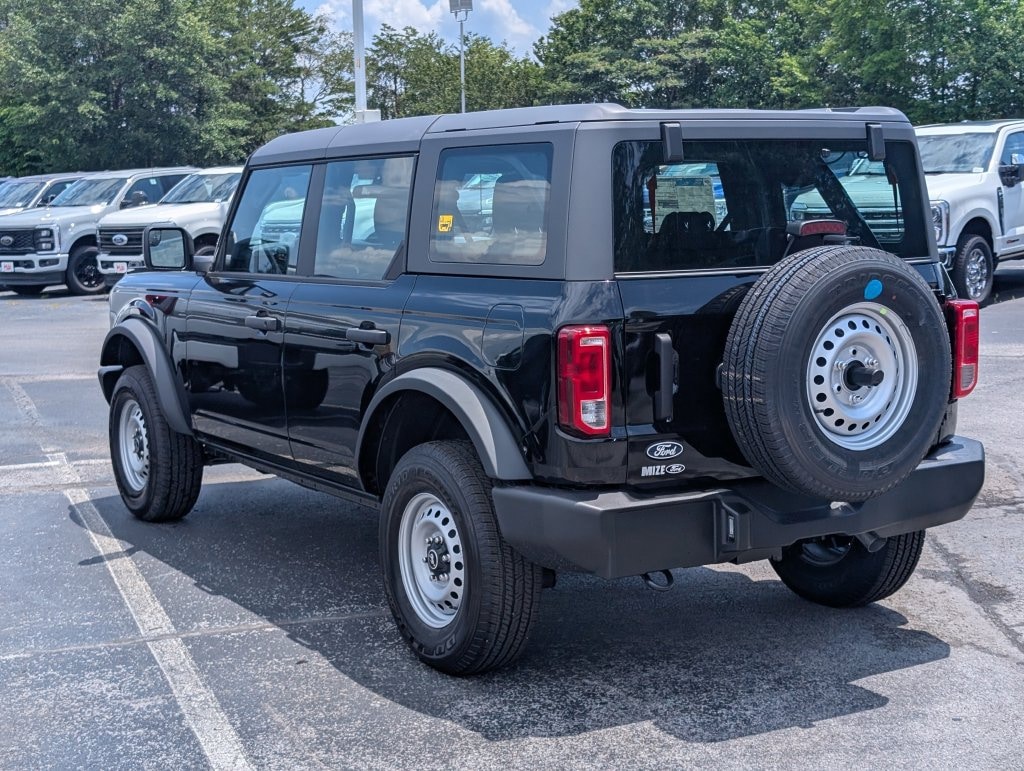 New 2026 Ford Bronco Base SUV