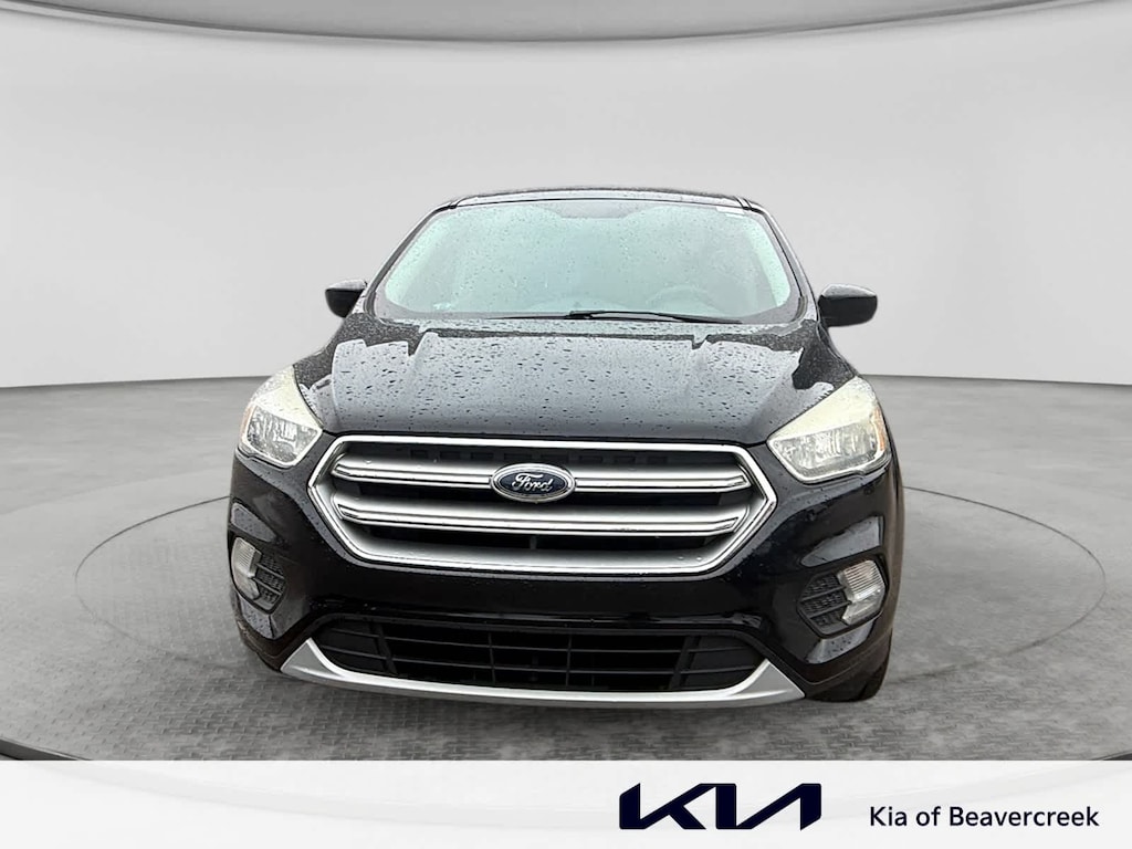 Used 2017 Ford Escape SE FWD
