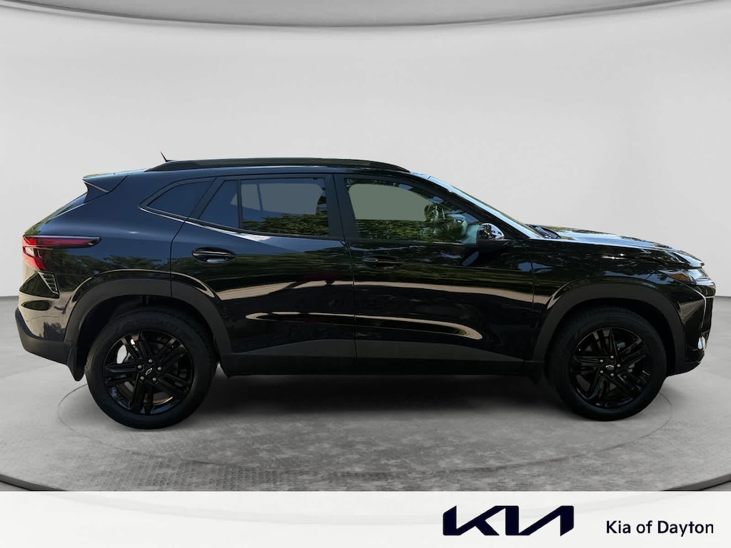 Used 2026 Chevrolet Trax Activ FWD