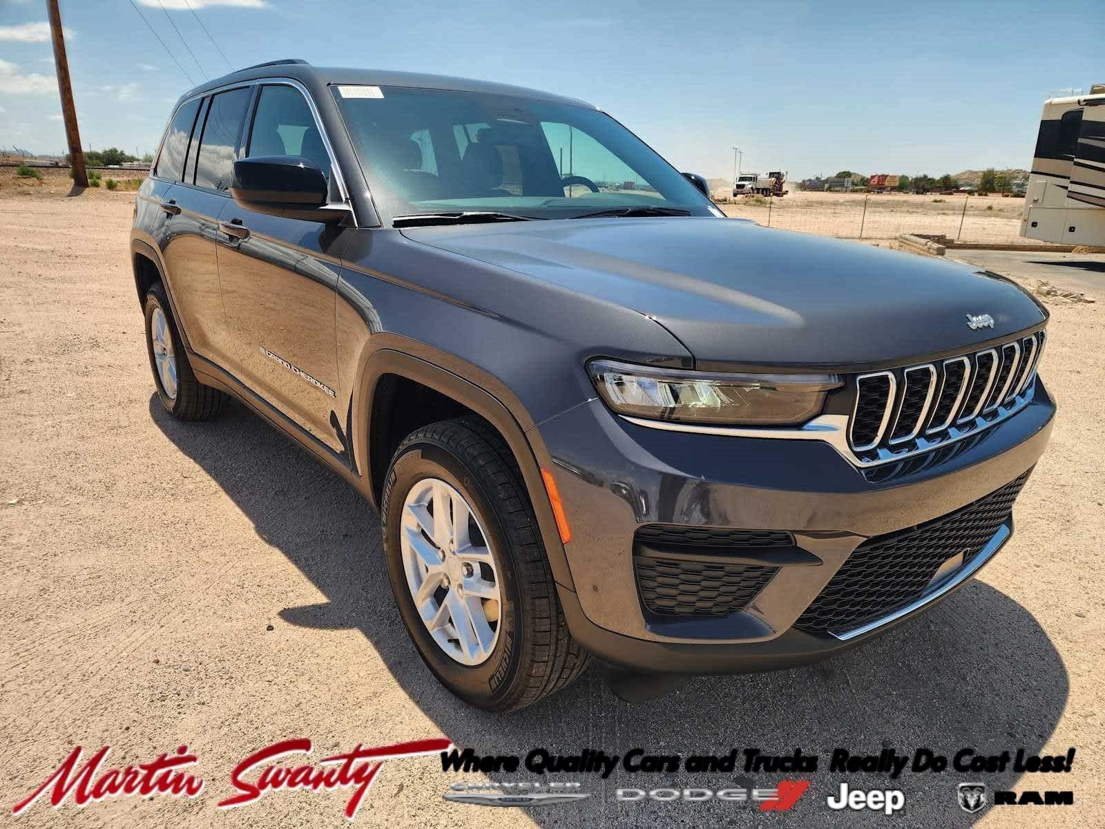 2026 Jeep Grand Cherokee Laredo