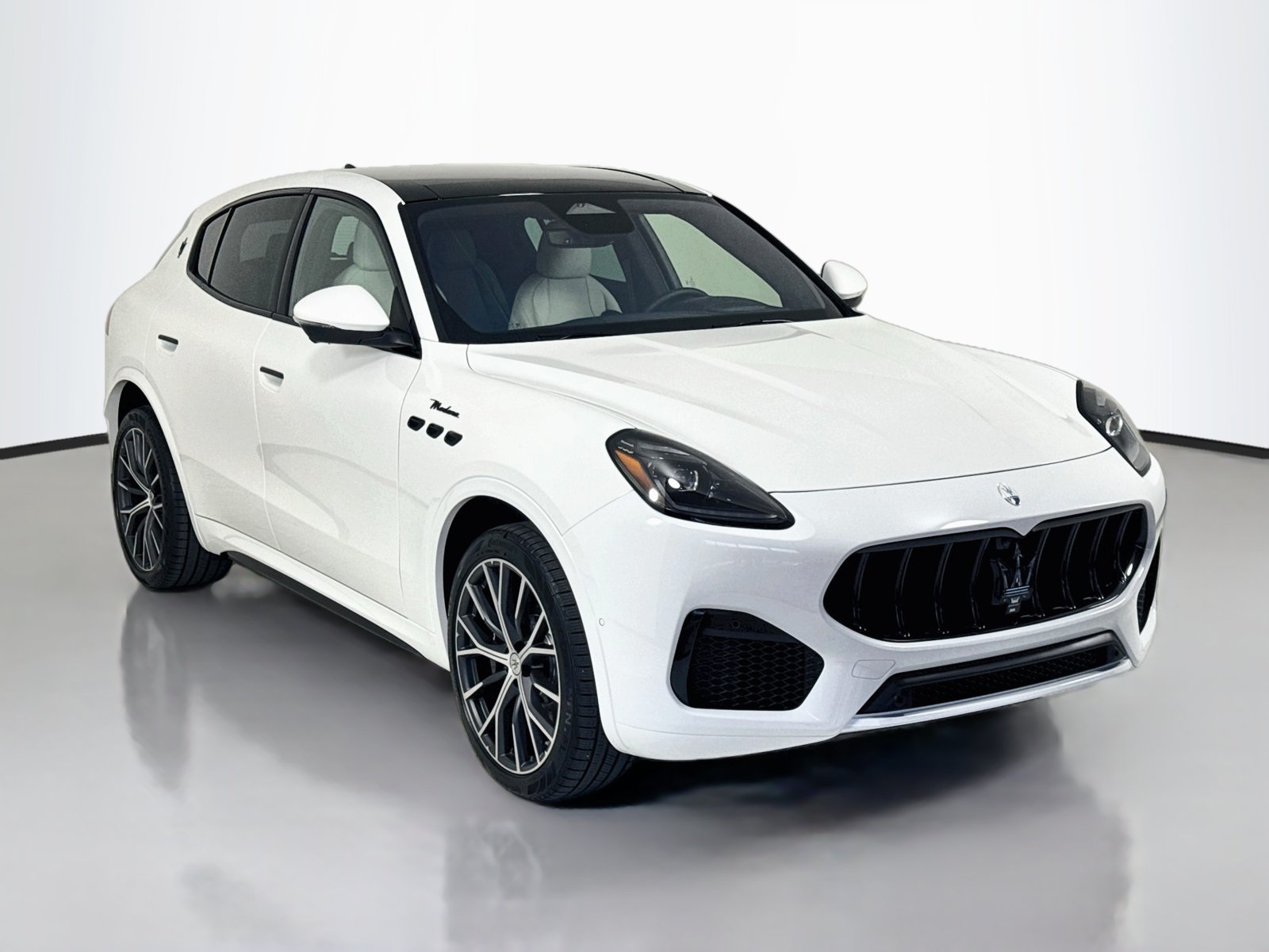 New 2026 Maserati Grecale Modena SUV