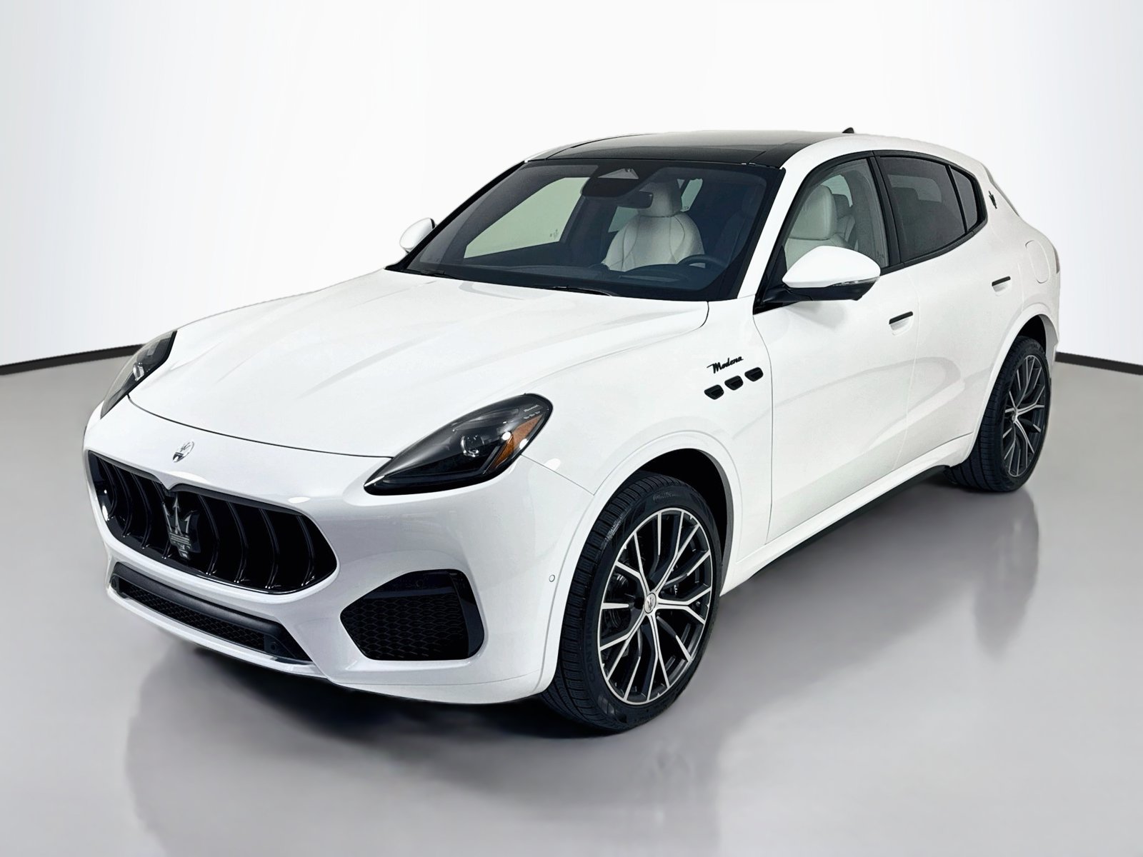 New 2026 Maserati Grecale Modena SUV