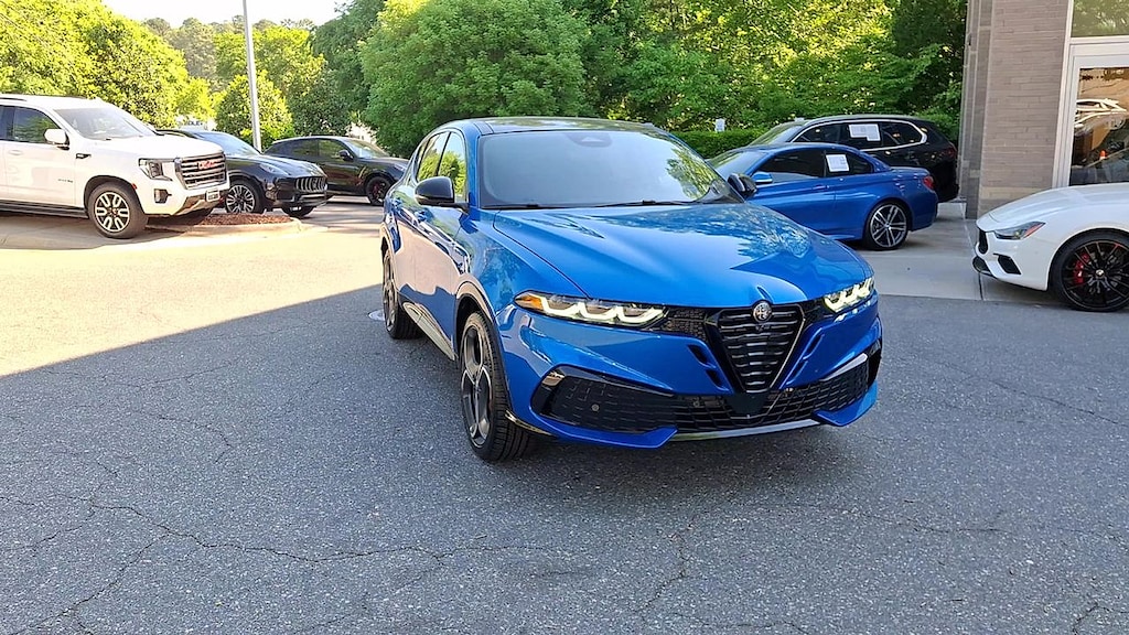 New 2026 Alfa Romeo Tonale Base SUV