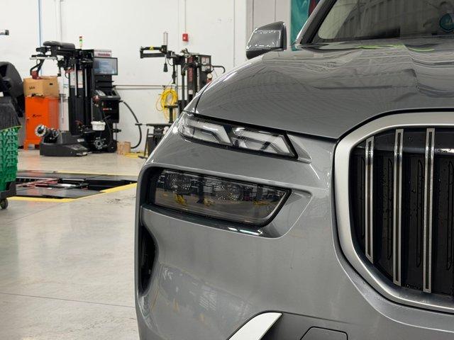 2025 BMW X7 40i - Photo 10