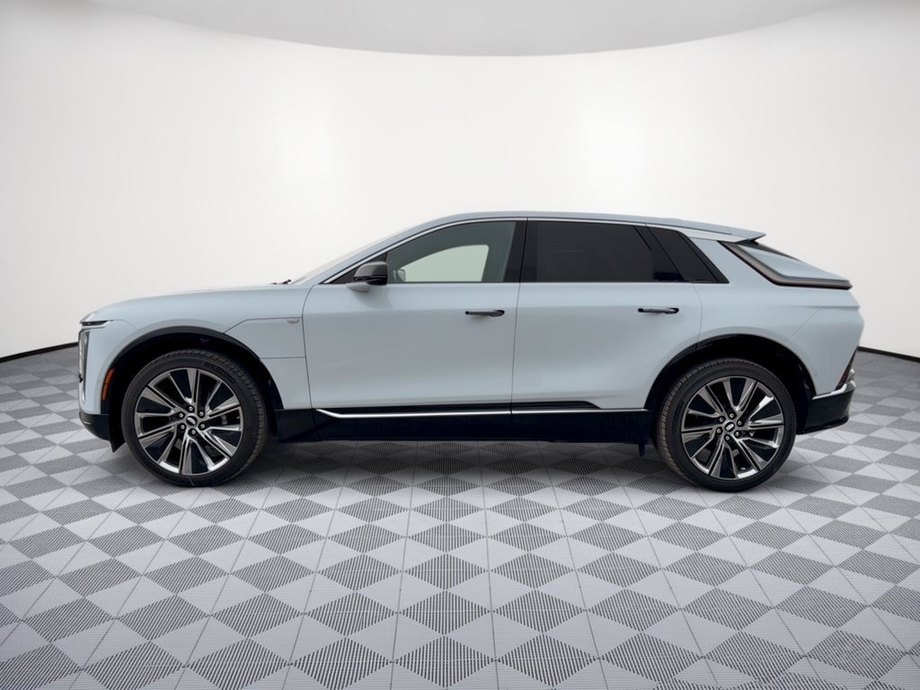 New 2027 CADILLAC LYRIQ Signature Luxury SUV