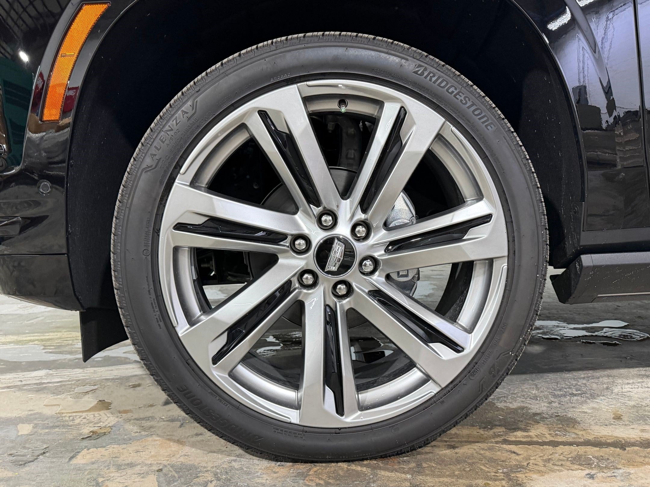 2026 Cadillac Escalade Platinum Sport - Photo 10