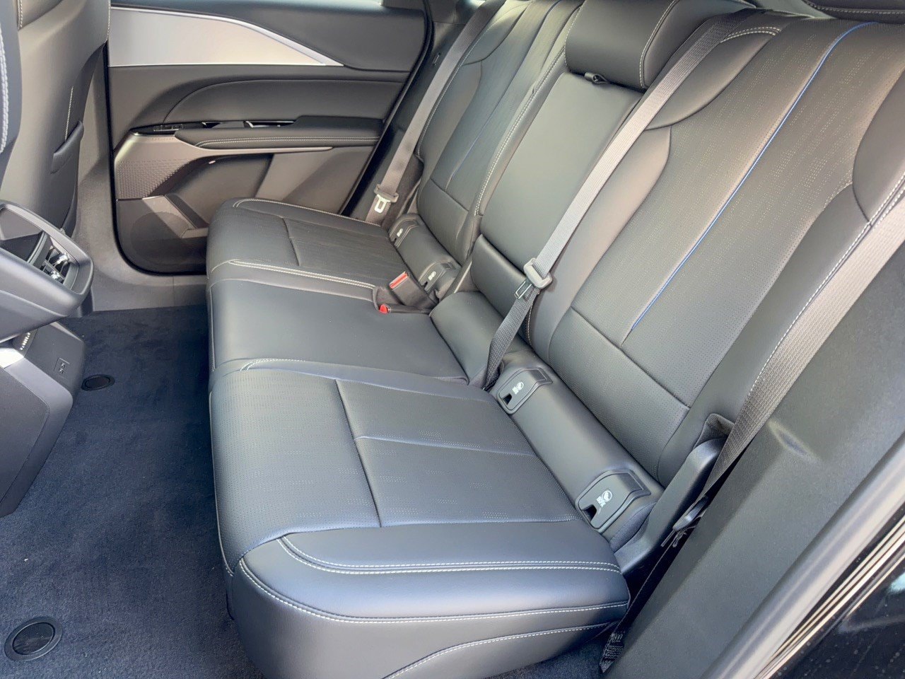 2027 Cadillac LYRIQ Sport - Photo 23
