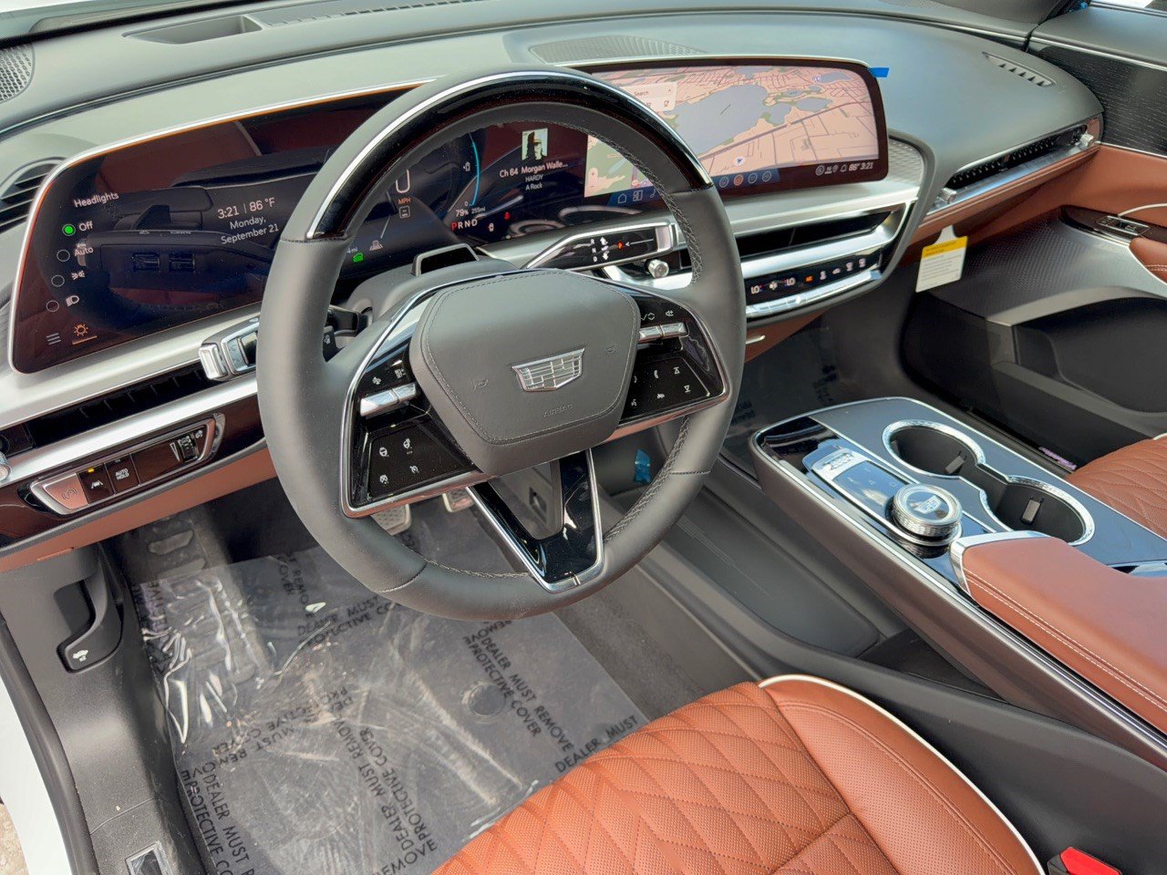 2027 Cadillac LYRIQ Signature Sport - Photo 4