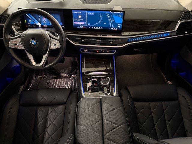 2025 BMW X7 40i - Photo 13