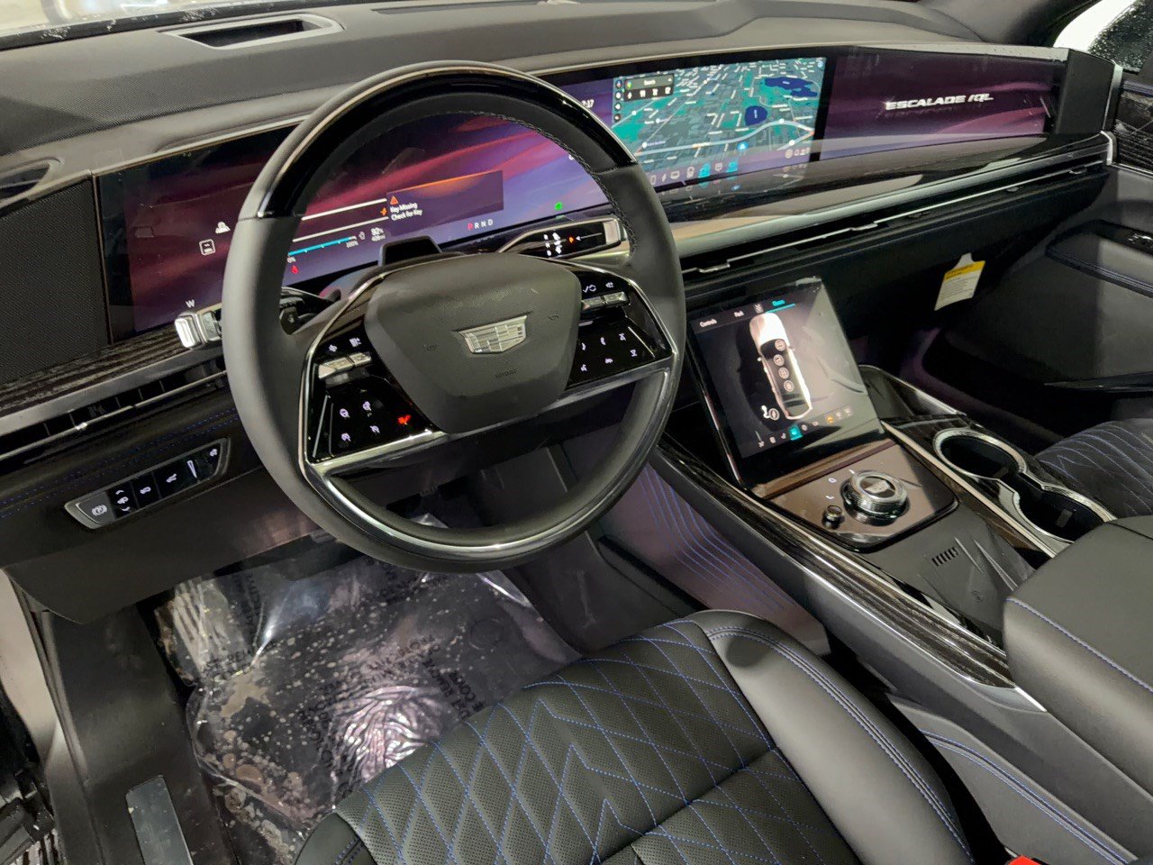 New 2026 CADILLAC ESCALADE IQL Sport SUV