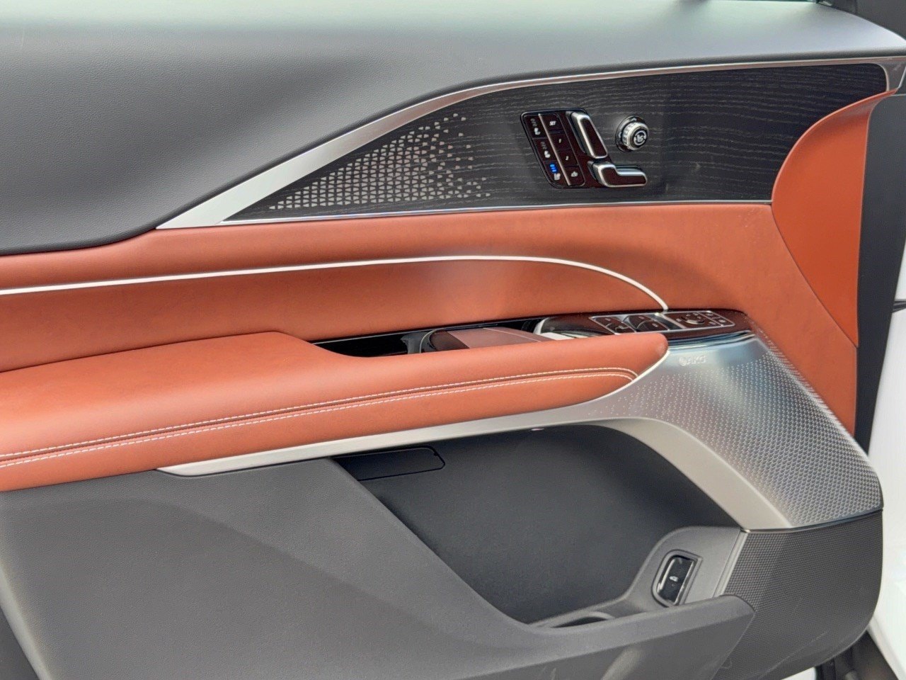 2027 Cadillac LYRIQ Signature Sport - Photo 13