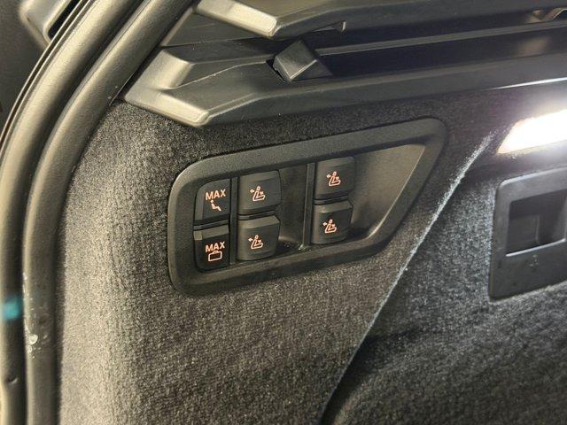 2025 BMW X7 40i - Photo 27