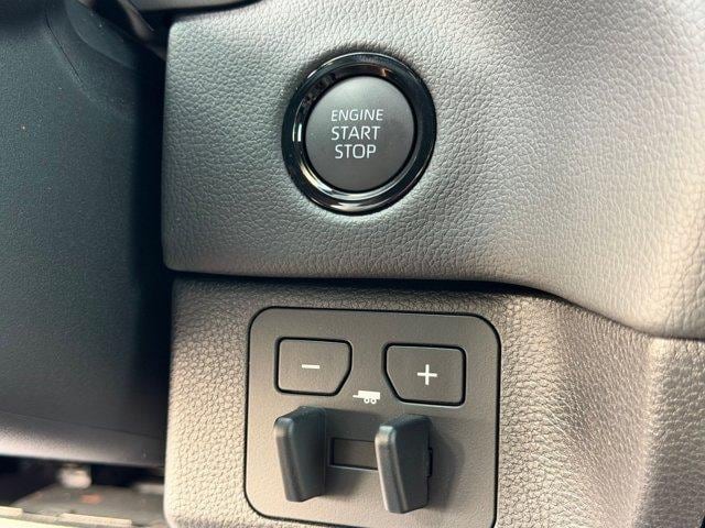 2026 Toyota Tundra Limited - Photo 15