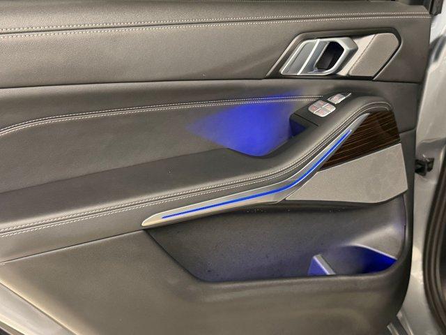 2025 BMW X7 40i - Photo 48