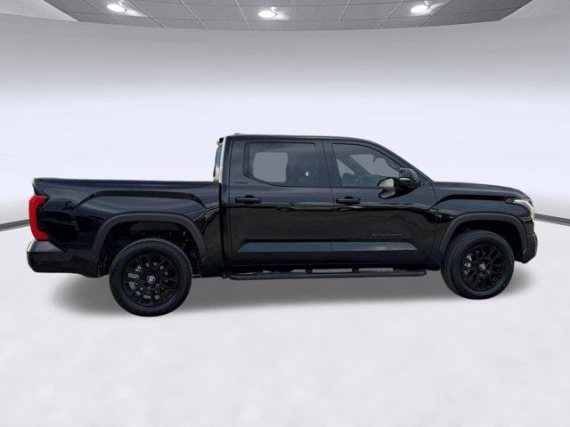 2026 Toyota Tundra Limited - Photo 8