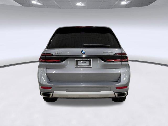 2025 BMW X7 40i - Photo 8