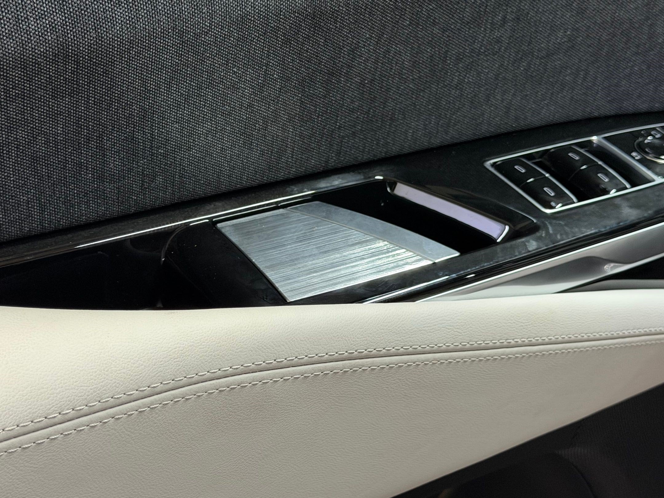2026 Cadillac Escalade Platinum Sport - Photo 49