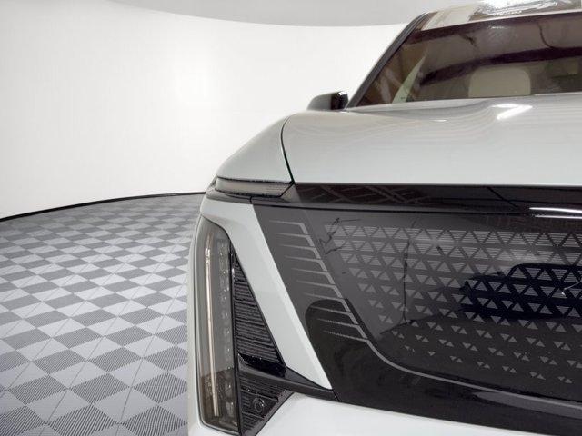 2027 Cadillac VISTIQ Sport - Photo 12