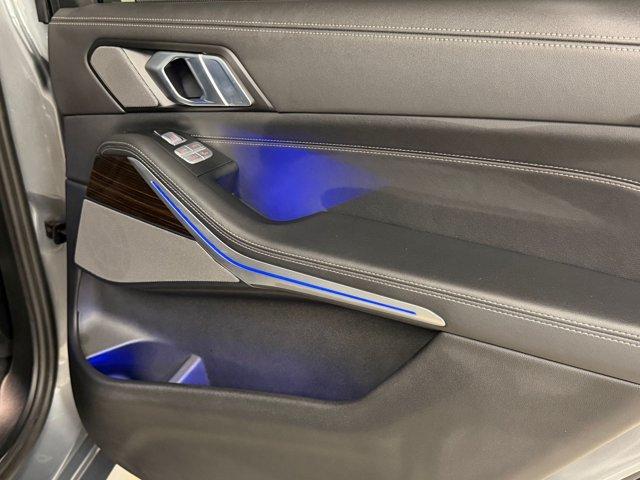 2025 BMW X7 40i - Photo 54