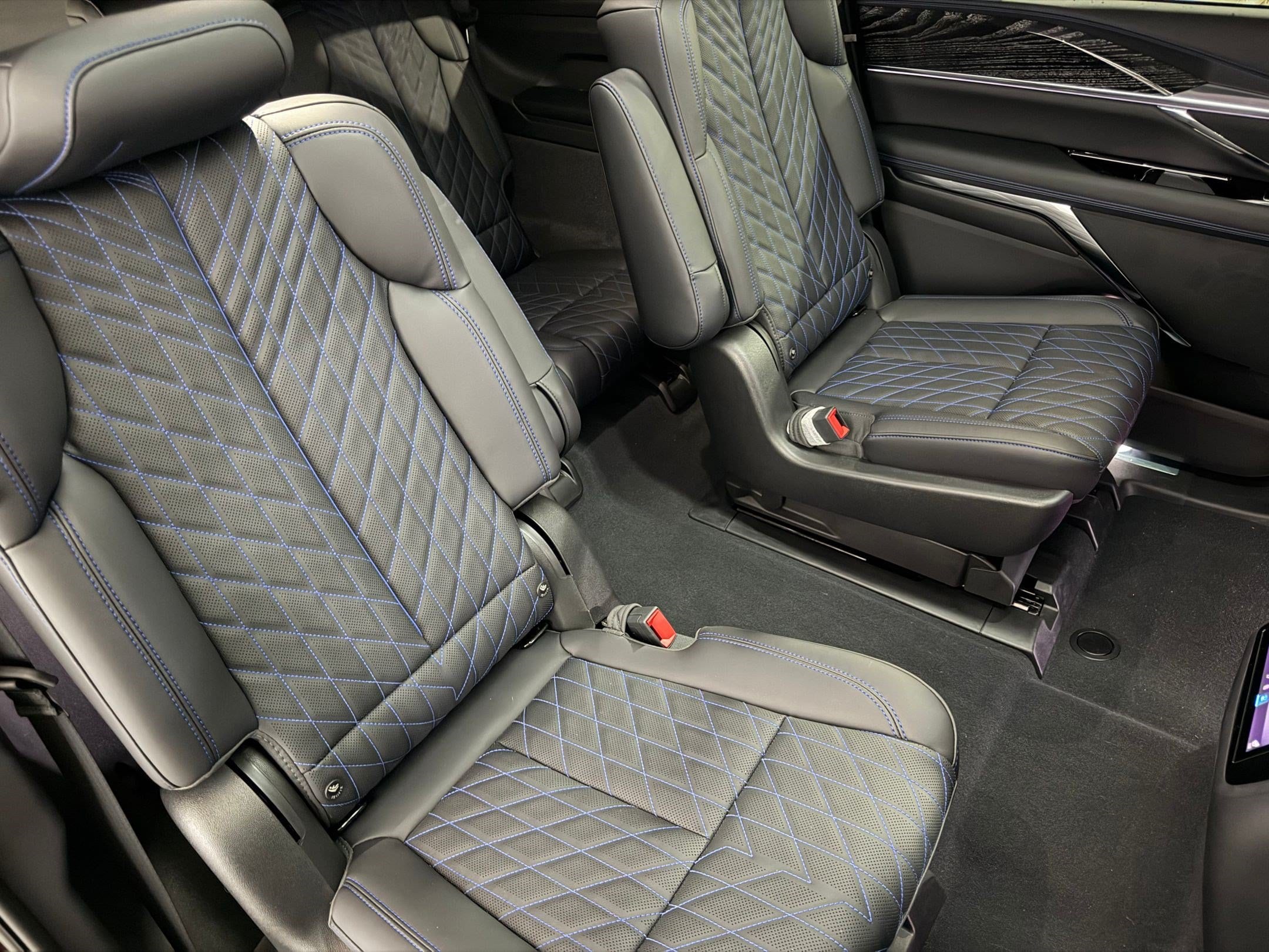 2026 Cadillac Escalade IQ Sport - Photo 46