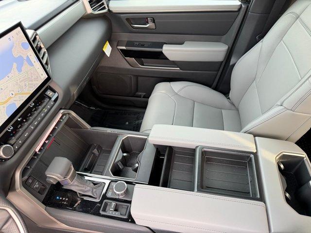 2026 Toyota Tundra Limited - Photo 17