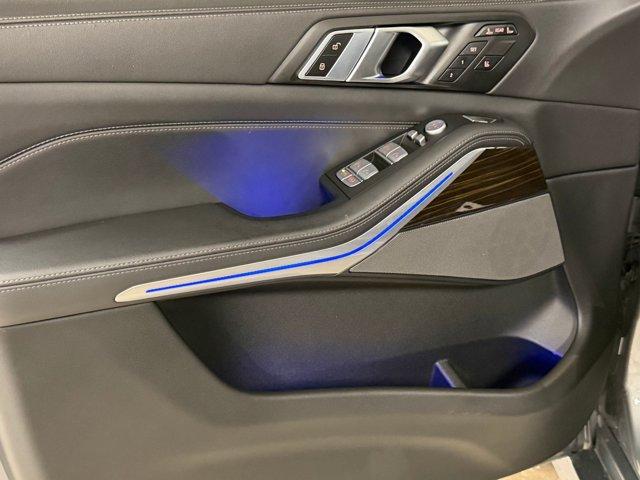 2025 BMW X7 40i - Photo 12