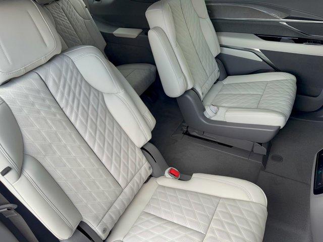 2026 Cadillac Escalade IQL Sport - Photo 29