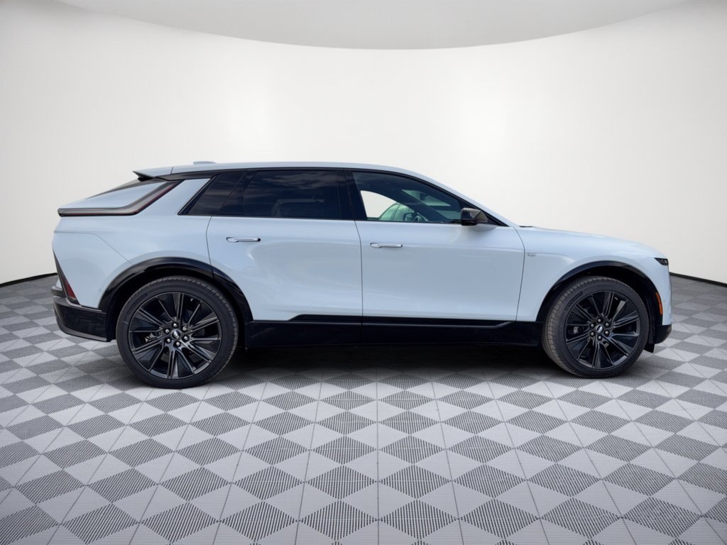 2027 Cadillac LYRIQ Signature Sport - Photo 7
