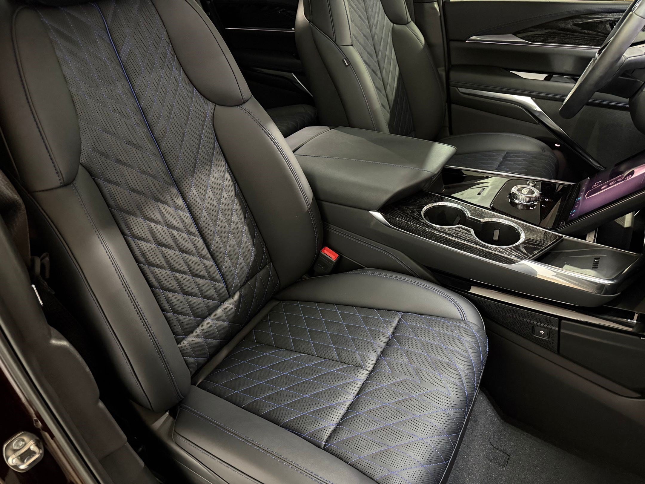 2026 Cadillac Escalade IQ Sport - Photo 49